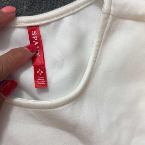 Peplum  White Sleeveless Top - SPANX Airessentials Womens Tank - Size Small - Picture 2 of 3